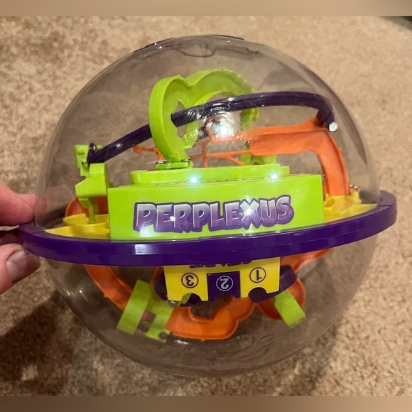 The Original Perplexus Maze Game - Picture 1 of 2